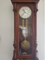 Antieke 2 gewichter klok, Ophalen