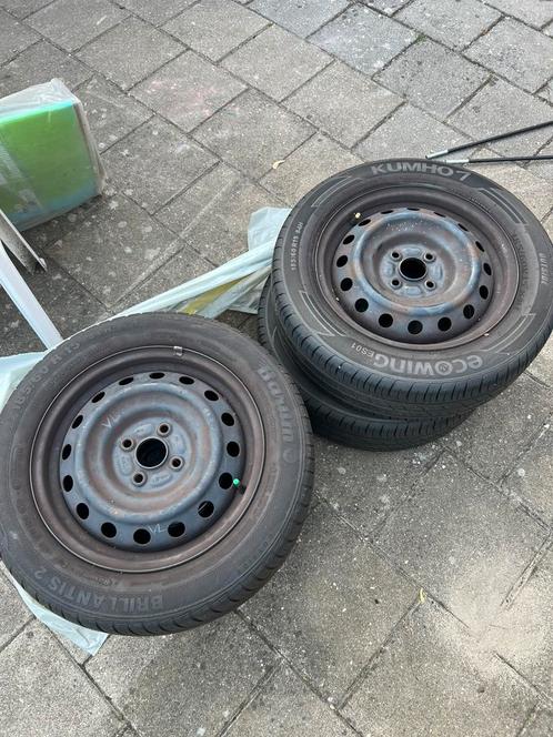 185 60 R15 zomerbanden 4 stuks met stalen velgen, Auto-onderdelen, Banden en Velgen, Band(en), Zomerbanden, 15 inch, 185 mm, Gebruikt