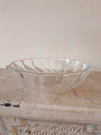 Mooie diepe schaal van zwaar glas, Antiek en Kunst, Antiek | Glas en Kristal, Ophalen of Verzenden