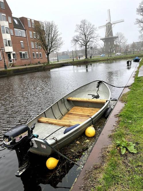 Stalen grachtenbootje, Watersport en Boten, Sloepen, Gebruikt, Tot 10 pk, 3 tot 6 meter, Binnenboordmotor, Benzine, Staal, Ophalen