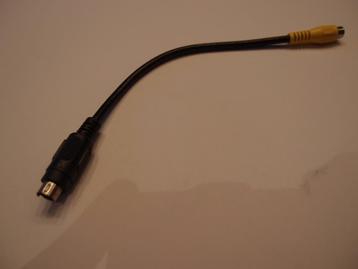Kabel om desktop computer aan televisie aan te sluiten beschikbaar voor biedingen