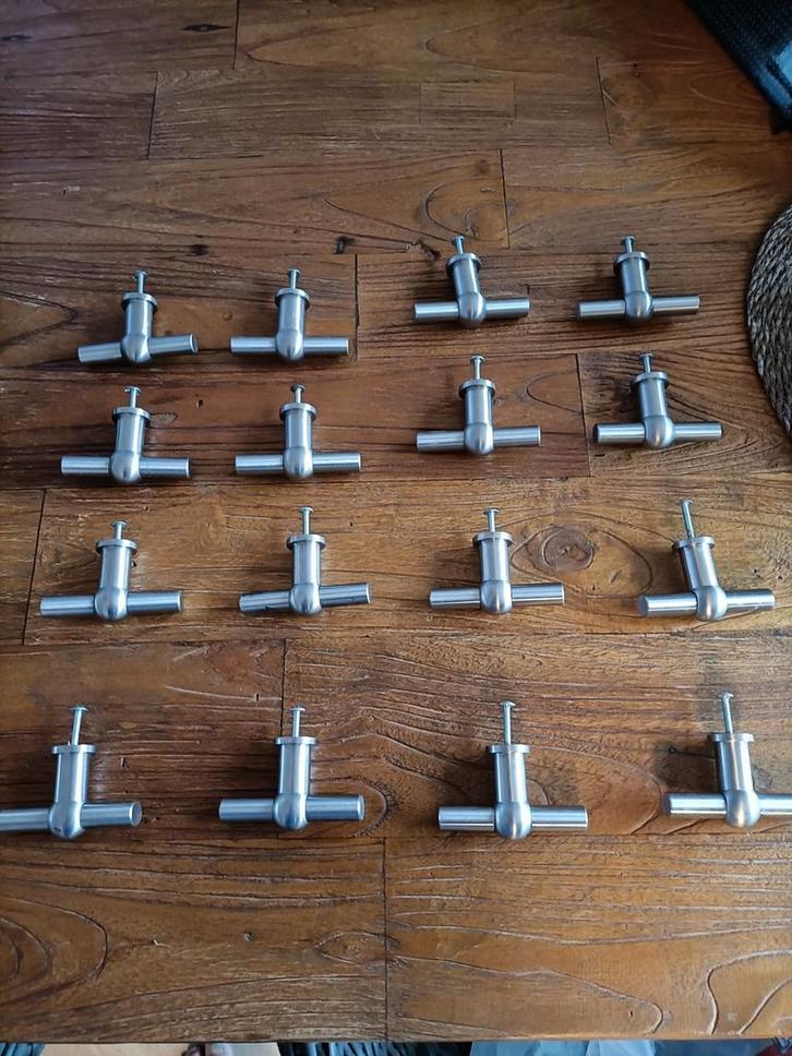 RVS keuken handgrepen, Doe-het-zelf en Verbouw, Hang- en Sluitwerk, Zo goed als nieuw, Klink of Kruk, Rvs, Ophalen of Verzenden