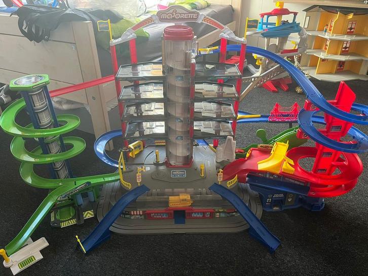 Majorette Garage - Speelgoed voor Kinderen, Kinderen en Baby's, Speelgoed | Overig, Zo goed als nieuw, Jongen of Meisje, Ophalen