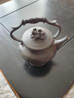 Mooi tinnen theepotje met druivenornament op deksel, Ophalen of Verzenden