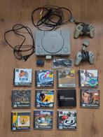 PS1 (SCPH-9002) met 2 controllers en 11 games, Spelcomputers en Games, Ophalen of Verzenden, Gebruikt, Met 2 controllers, Met games