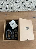 Zwarte UGG Pantoffels Maat 39, Ophalen of Verzenden, Zo goed als nieuw, Zwart, Pantoffels of Sloffen