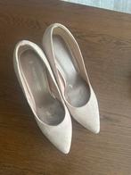 Hakken schoenen nog in goede staat, Ophalen of Verzenden, Zo goed als nieuw, Beige