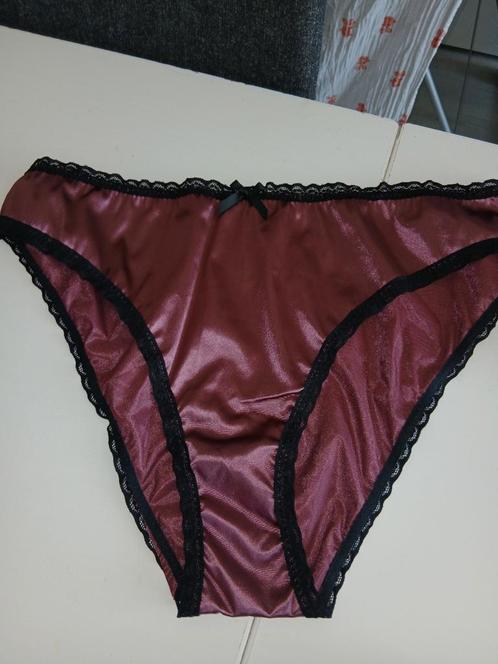 Set satijnen broekjes l xl, Kleding | Dames, Ondergoed en Lingerie, Slip, Ophalen of Verzenden