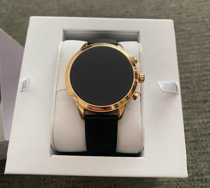 Michael Kors Smartwatch, Sieraden, Tassen en Uiterlijk, Smartwatches, Zo goed als nieuw, Android, Zwart, Afstand, Waterdicht, Ophalen of Verzenden