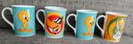 Warner Bros Looney tunes bekers Tweety Bugs Bunny Daffy Duck, Ophalen of Verzenden, Zo goed als nieuw, Porselein, Kop en/of schotel