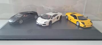 Display met 3 lamborghini's New!!  beschikbaar voor biedingen