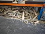 Gratis af te halen.  Stookhout vuren en vuren geïmpregneerd., Minder dan 3 m³, Ophalen