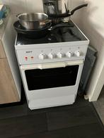Ophalen €20 Defect, Witgoed en Apparatuur, Fornuizen, Keramisch, Zo goed als nieuw, 85 tot 90 cm, 4 kookzones