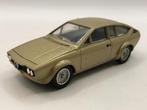 Solido 1305 Alfa Romeo Alfetta GTV goudkleur -GOED- M26, Hobby en Vrije tijd, Modelauto's | 1:43, Gebruikt, Auto, Solido, Ophalen of Verzenden