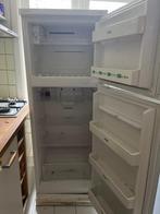 Koelkast, refrigerator, 100 tot 150 liter, Met vriesvak, Gebruikt, 140 tot 160 cm