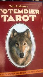 T. Andrews - Totemdier tarot, Boeken, Tarot of Kaarten leggen, Overige typen, Ophalen of Verzenden, Zo goed als nieuw