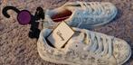 Leuke Disney Sneakers - Maat 38 nieuw!, Wit, Nieuw, Ophalen of Verzenden, Sneakers of Gympen