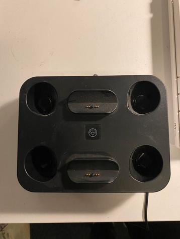 Ps5 oplaadstation en 2 dure games ^alles nieuw^ beschikbaar voor biedingen