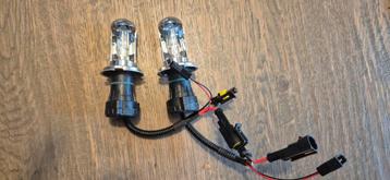 2x H4 xenon blue beschikbaar voor biedingen