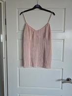 Te koop zalmkleurige damestop, maat M, merk H&M., Kleding | Dames, Tops, Maat 38/40 (M), H&M, Oranje, Ophalen of Verzenden