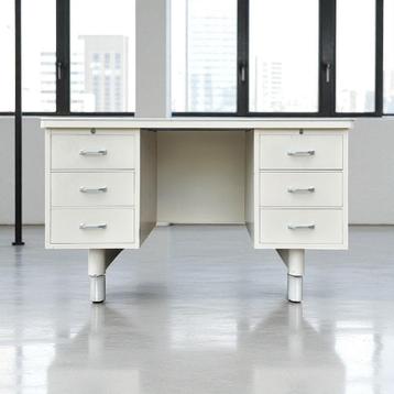Gispen buro vintage design beschikbaar voor biedingen