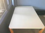 Eettafel Leolux Xinga, Huis en Inrichting, Ophalen, Kunststof, Gebruikt, 50 tot 100 cm