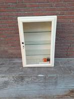 Vintage vitrinekast dokterskast medicijnkast, Antiek en Kunst, Ophalen