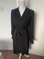 Zwarte overslagjurk van Selected Femme, Verzenden, Zwart, Zo goed als nieuw, Knielengte