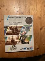 ANWB 100 Jaar - Een Eeuw Wijzer 1883-1983, Ophalen of Verzenden, 20e eeuw of later, Gelezen