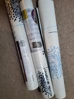 Bijna 3 volle rollen behang met bloem decor + 2 andere, Ophalen of Verzenden, Minder dan 10 m², Blauw