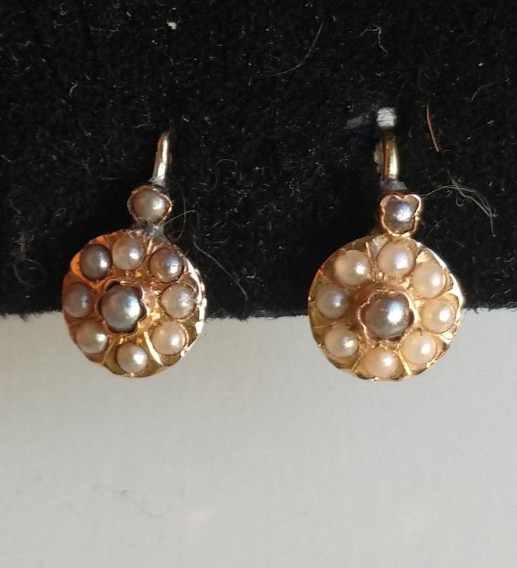 Antieke 14K oorbellen / oorhangers gezet met zaadpareltjes, Sieraden, Tassen en Uiterlijk, Antieke sieraden, Oorbellen, Goud, Met edelsteen