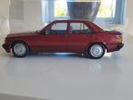 1:18 AutoArt Mercedes 190E 2.0 Dealer !Almandin Red! Rare!, Hobby en Vrije tijd, Modelauto's | 1:18, Auto, Autoart, Ophalen of Verzenden