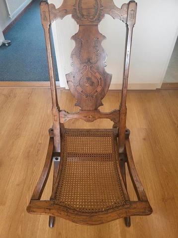 Mooi gaaf stoeltje te koop  beschikbaar voor biedingen