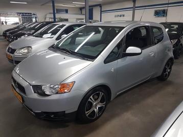 Mitsubishi Colt 1300i 3 DEURS SPORT UITVOERING AIRCO beschikbaar voor biedingen