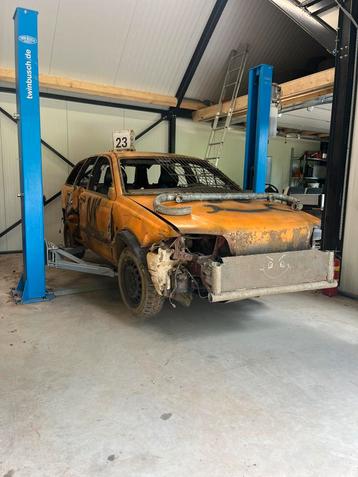 Crossauto/Rodeoauto Volvo V40 1.8l beschikbaar voor biedingen