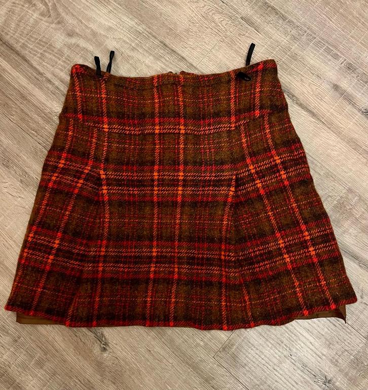 Vintage mini wollen rok Schotse ruit plooirok rokje 42 40, Kleding | Dames, Rokken, Zo goed als nieuw, Maat 38/40 (M), Rood, Boven de knie