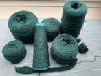 600 gr groen breiwol (hand of breimachine) 60% wol, Hobby en Vrije tijd, Breien en Haken, Breien of Haken, Gebruikt, Wol of Garen