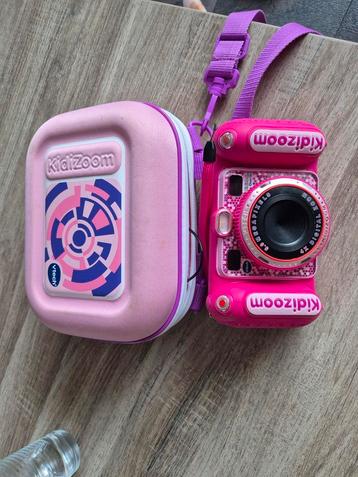 V tech kiddyzoom duo camera beschikbaar voor biedingen