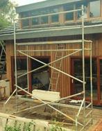 Aluminium voorzetsteiger met 2 loopplanken, Doe-het-zelf en Verbouw, Steigers, Ophalen of Verzenden, Rolsteiger of Kamersteiger