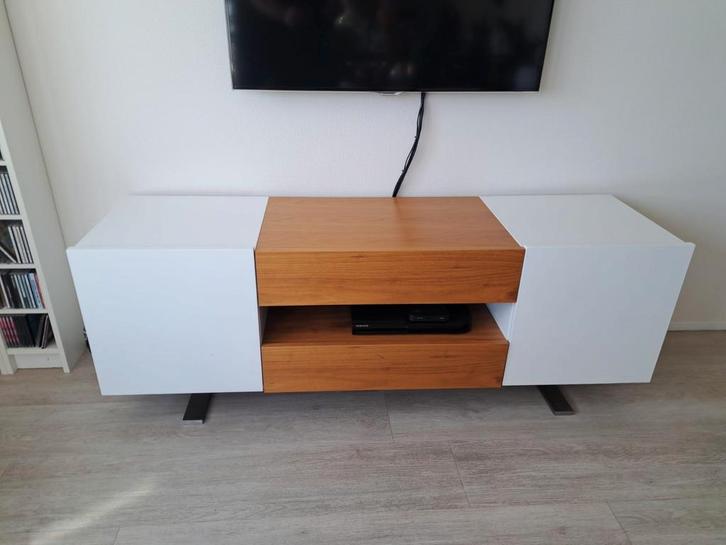 Complete set: Tv meubel, Dressoir en Salontafel, Huis en Inrichting, Kasten | Dressoirs, Zo goed als nieuw, Met lade(s), Met deur(en)