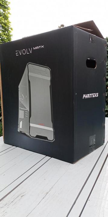 Phanteks Enthoo Evolv micro tower beschikbaar voor biedingen