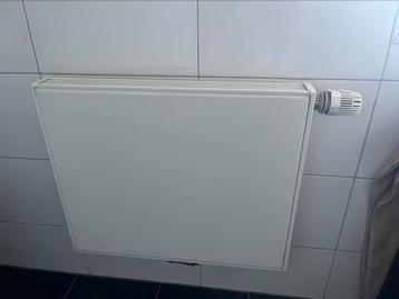 Radiator / Kachel vlak/strak 60x50x7 beschikbaar voor biedingen