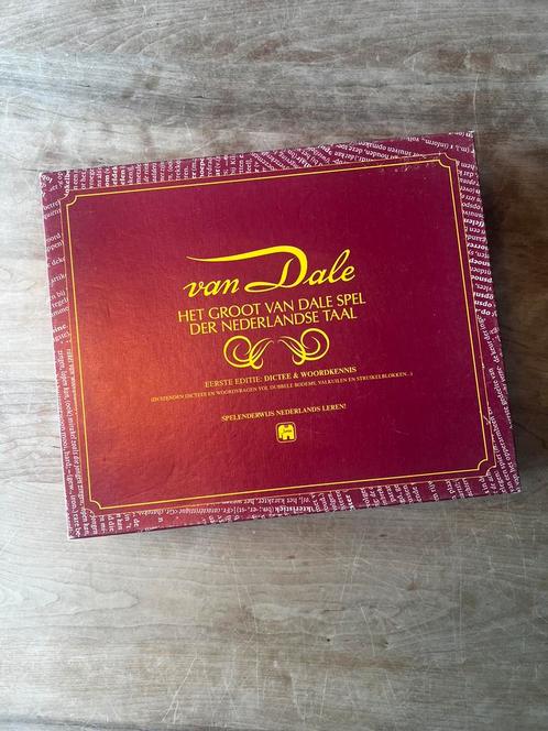Het groot van Dale spel der Nederlandse taal, Hobby en Vrije tijd, Gezelschapsspellen | Bordspellen, Zo goed als nieuw, Ophalen of Verzenden