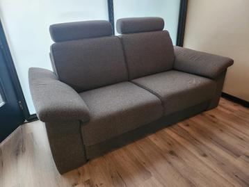 2x mooie Henders & Hazel tweezits bank 200cm. breed! beschikbaar voor biedingen