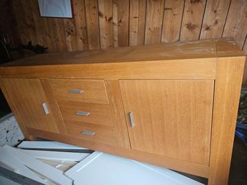 Dressoir gratis beschikbaar voor biedingen