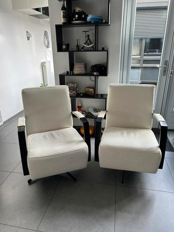 2 leren draaifauteuils, modern van X Shop! beschikbaar voor biedingen