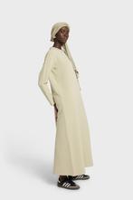 Merrachi Essential Dress Moss XS, Kleding | Dames, Ophalen of Verzenden, Zo goed als nieuw, Maat 34 (XS) of kleiner, Onder de knie