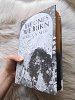 The Ones we Burn - Rebecca Mix (Fairyloot), Ophalen of Verzenden, Zo goed als nieuw