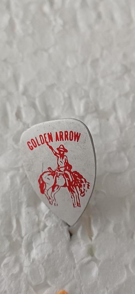 Golden Arrow, Verzamelen, Speldjes, Pins en Buttons, Ophalen of Verzenden, Zo goed als nieuw, Overige onderwerpen
