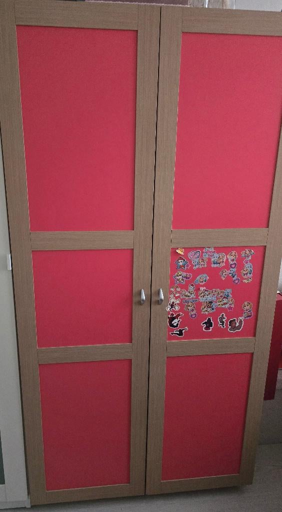 Kledingkast roze, Ophalen, Met deur(en), Gebruikt, 50 tot 100 cm